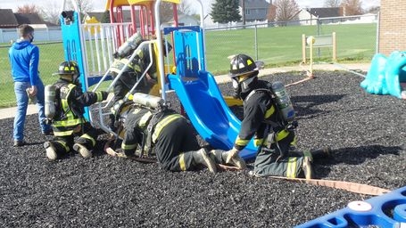 Click on this picture to open the gallery. Fire-Rescue-EMR Students going through SCBA Confidence Course